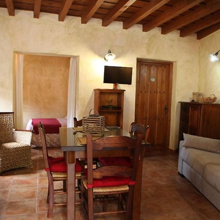 Apartamentos Rurales La Solana Robledillo De Gata Eksteriør bilde